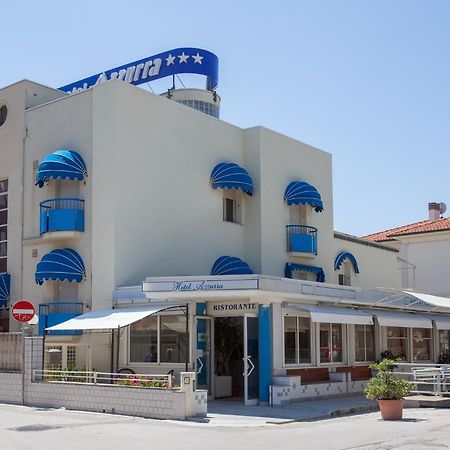 Hotel Azzurra Senigallia Buitenkant foto