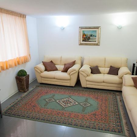 Hotel Azzurra Senigallia Buitenkant foto